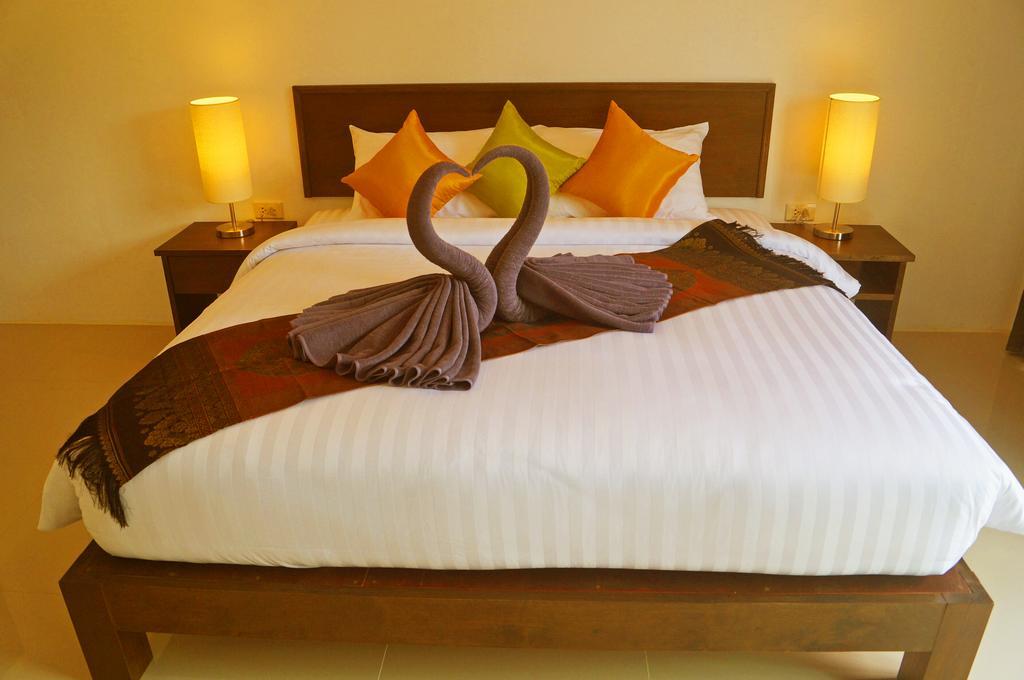 The Seashore Kamala Service Apartment Pokoj fotografie