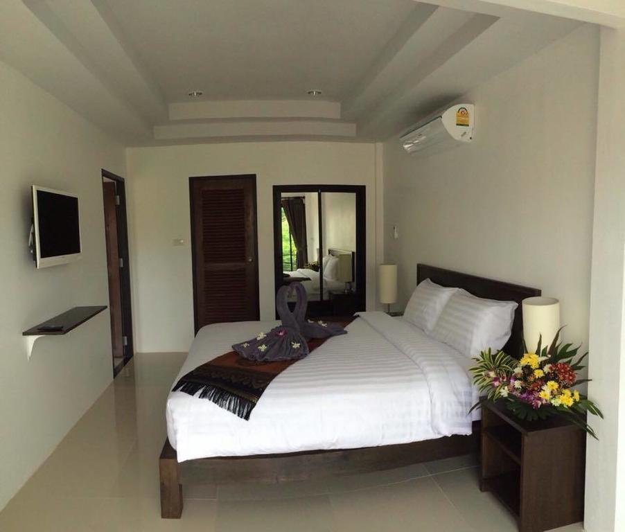 The Seashore Kamala Service Apartment Pokoj fotografie