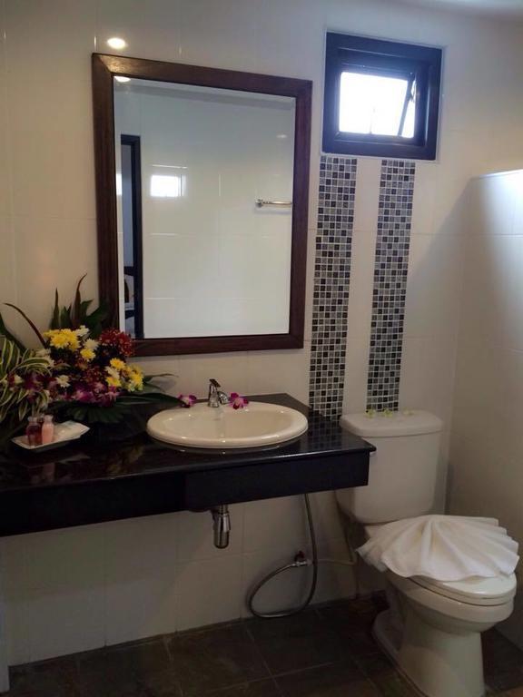 The Seashore Kamala Service Apartment Pokoj fotografie