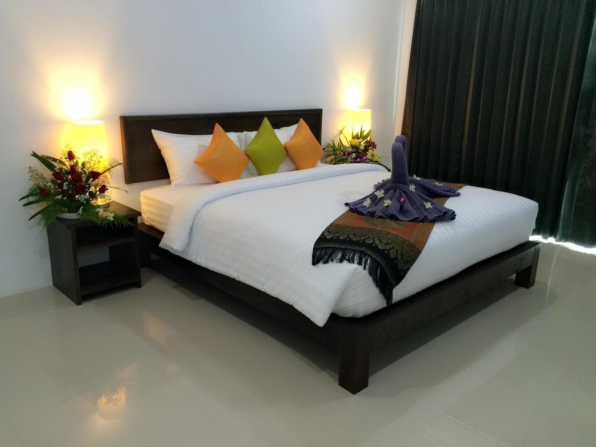 The Seashore Kamala Service Apartment Exteriér fotografie